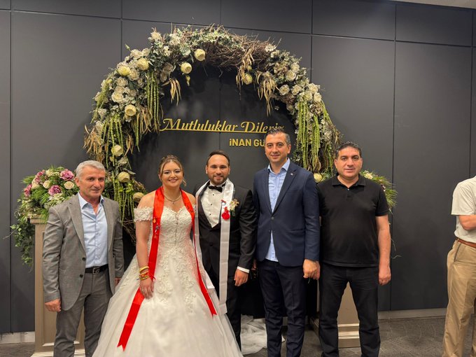 5 Temmuz nikah törenine katılım