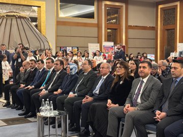 Köklerden Geleceğe Türk Dünyası