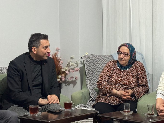 Dursun İnan ve ailesini hanelerinde ziyaret